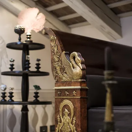 Aparthotel Seven Historical 4*