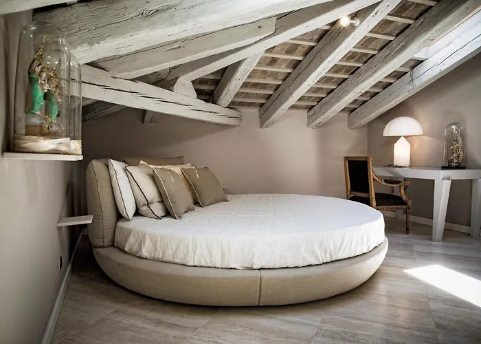 Aparthotel Seven Historical