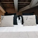 Aparthotel Seven Historical