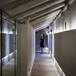 セブン ヒストリカル スイーツ アパートホテル