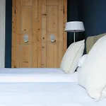 セブン ヒストリカル スイーツ アパートホテル トリエステ