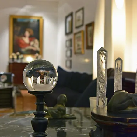 アパートホテル セブン ヒストリカル スイーツ 4*