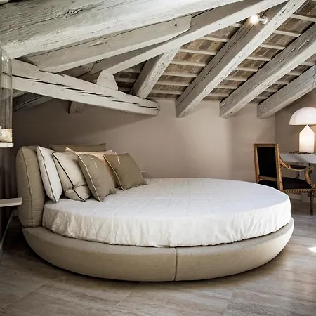 アパートホテル セブン ヒストリカル スイーツ