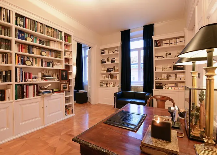 Апарт-отель Seven Historical 4*