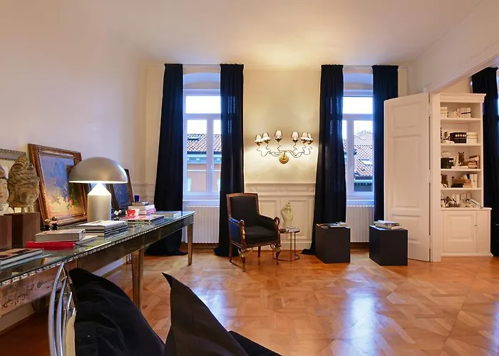 Апарт-отель Seven Historical 4*