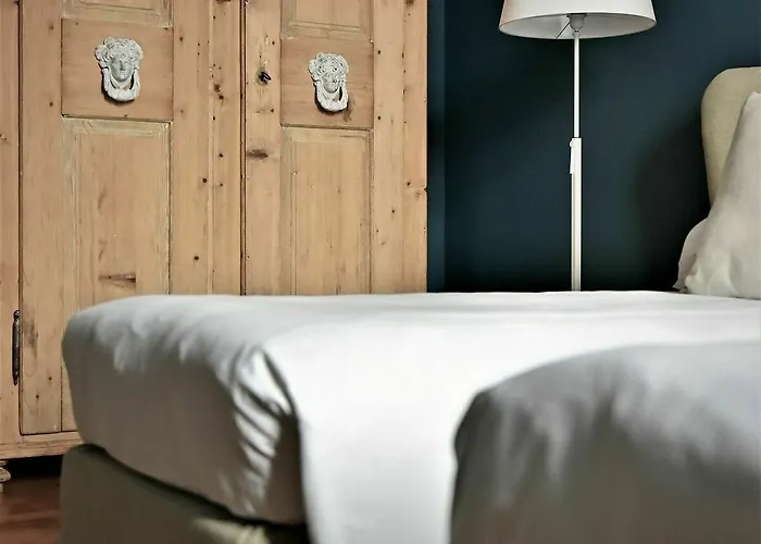 Aparthotel Seven Historical Terst