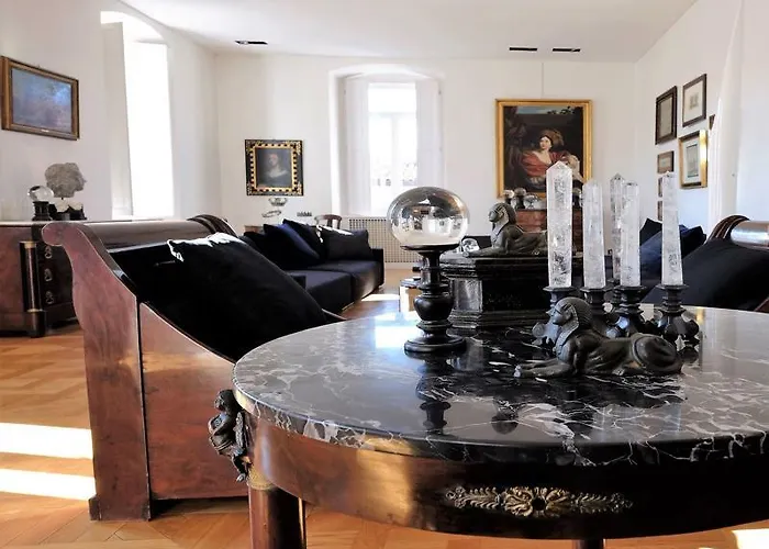 Seven Historical Aparthotel Terst