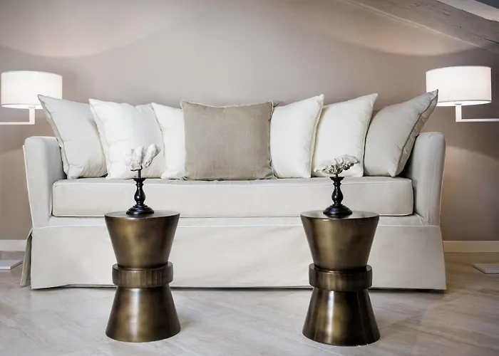 Seven Historical Триест